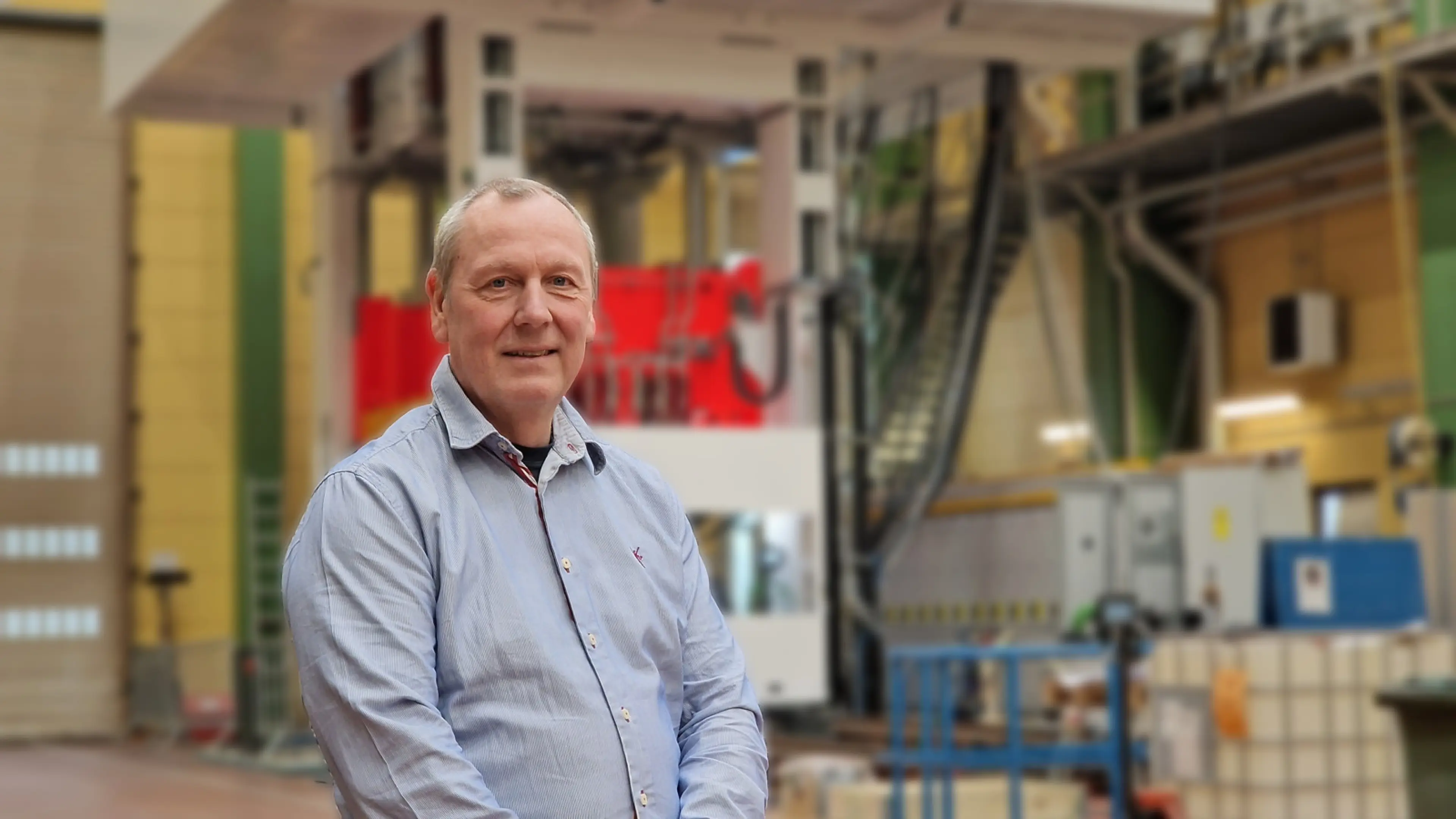 AP&T employee portrait: customers secure government funding.