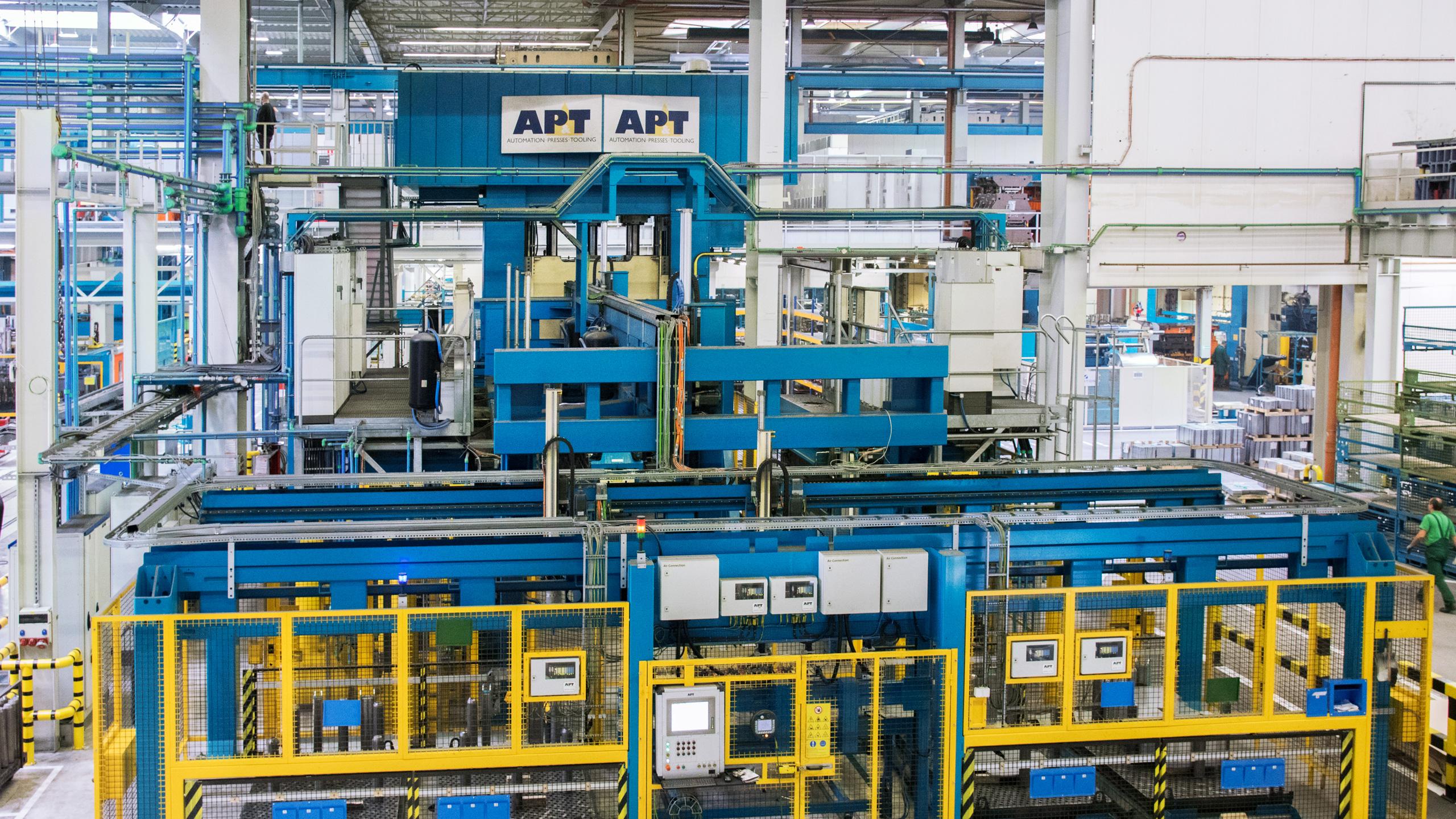 截至目前，AP&T已在吉地亚位于德国和波兰的工厂安装了3条完整的热成形生产线。